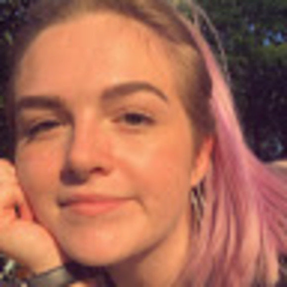Meet your Posher, Jennifer - Picture 1 of 1
